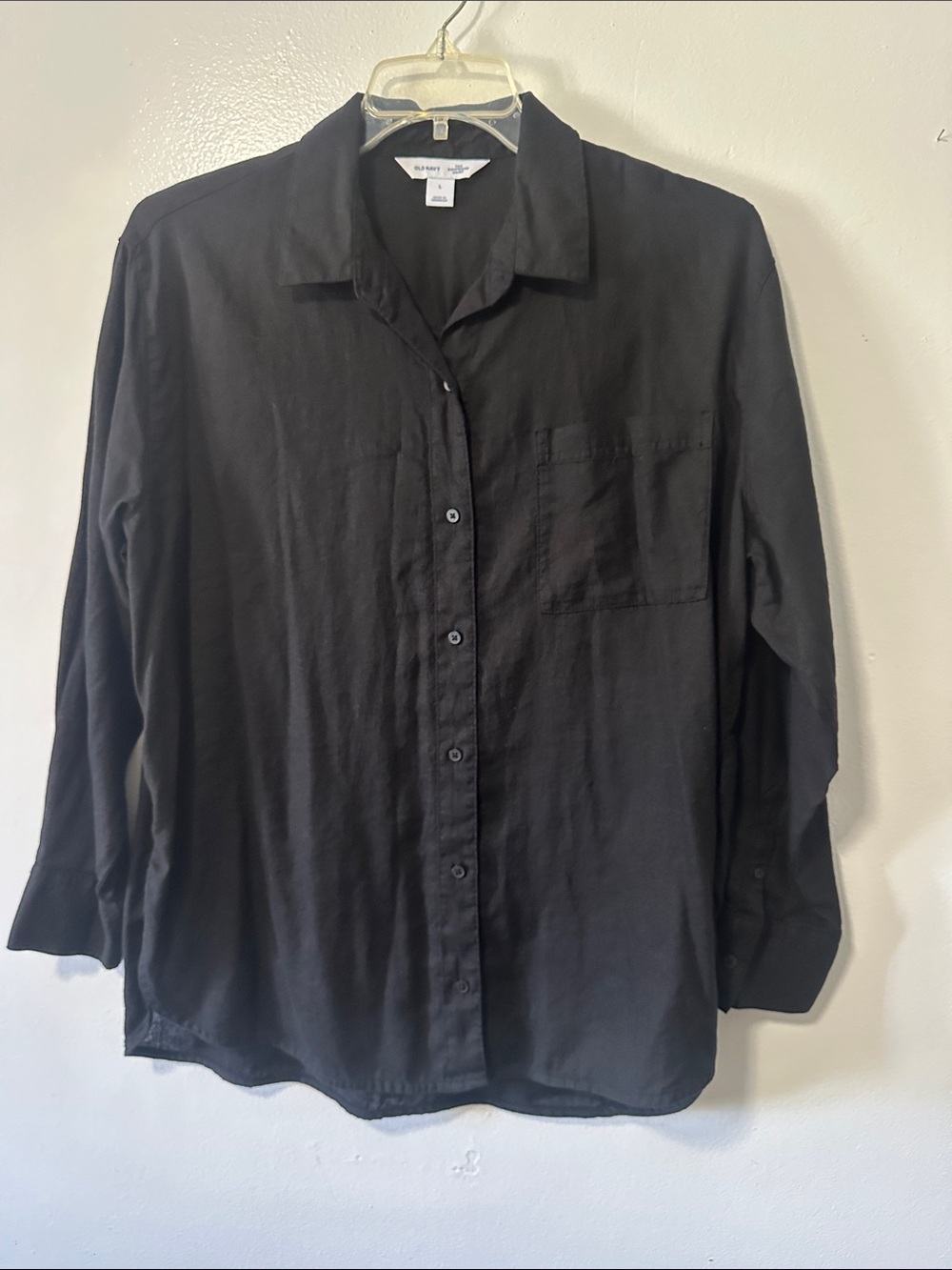 Old Navy boyfriend Button Down Shirt - Picture 8 of 8